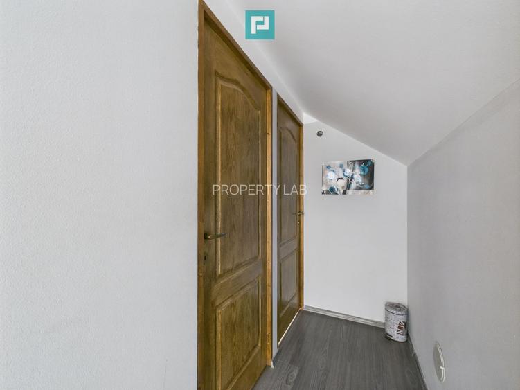 Casă spațioasă cu grădină în Topolovățu Mare - 17