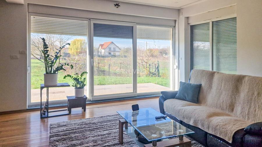 Casa modernă în Darza – 402 mp construiți, Fotovoltaice si Garaj - 2