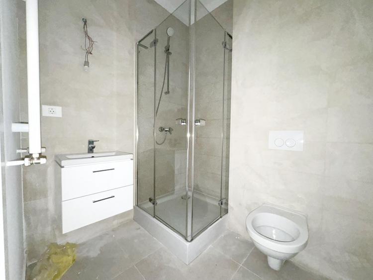 Penthouse 3 camere,semdecomandat,75.4 mp utili - Aradului