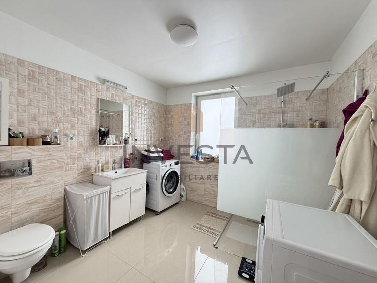 Casa din 2019 cu teren de 2500 mp, Iris,zona strazii Odobesti