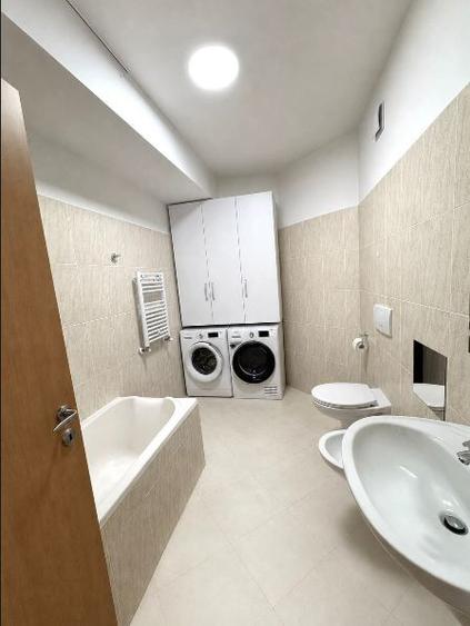 APARTAMENT 3 CAMERE ZONA  ARADULUI