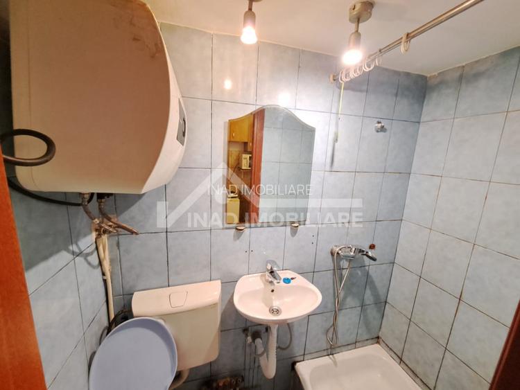 Garsoniera de vanzare in zona strazii Bulevardul Muncii - 7