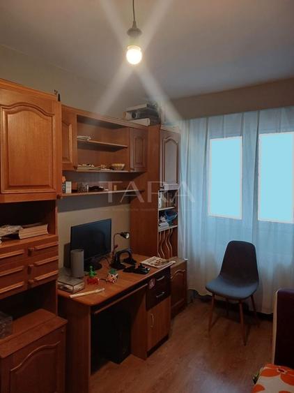 Apartament 4 camere, 64 mp, balcon, Mănăștur, zona BIG.