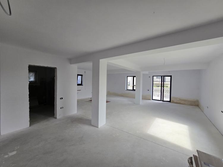 Casă nouă cu 4 camere în Afumați - aproape de București