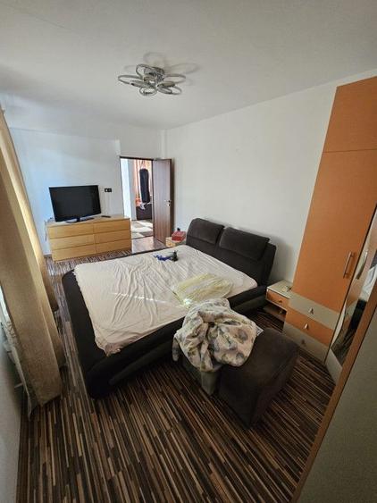 Casa -5 camere - zona Pacii- Militari