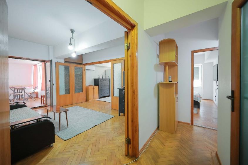 Apartament 3 Camere, Ultracentral. /Apartment for Rent Prime Central Location