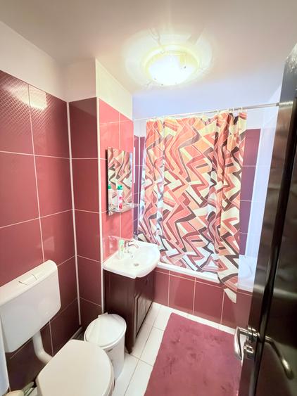Apartament 3 camere zona Parcului Eminescu+garaj pe teren proprietate