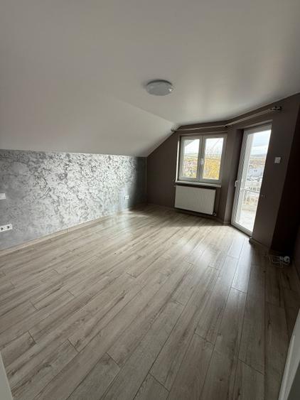 CASA ELEGANTA CU TEREN 1500MP,ZONA PETROM