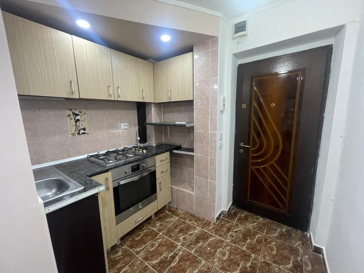 Apartament 2 camere, 31 mp, renovat, mobilat si utilat, langa Piata Valea Rosie