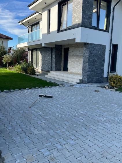 NOU! CASA INDIVIDUALA LAGUNA ALBASTRA CORBEANCA, DIRECT PROPRIETAR