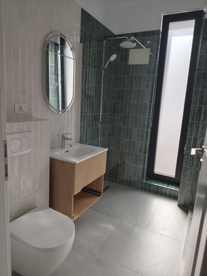 FARA COMISIOANE Vila TOP cu 5 camere 3 bai P+1 cu 2 placi beci mare la cheie