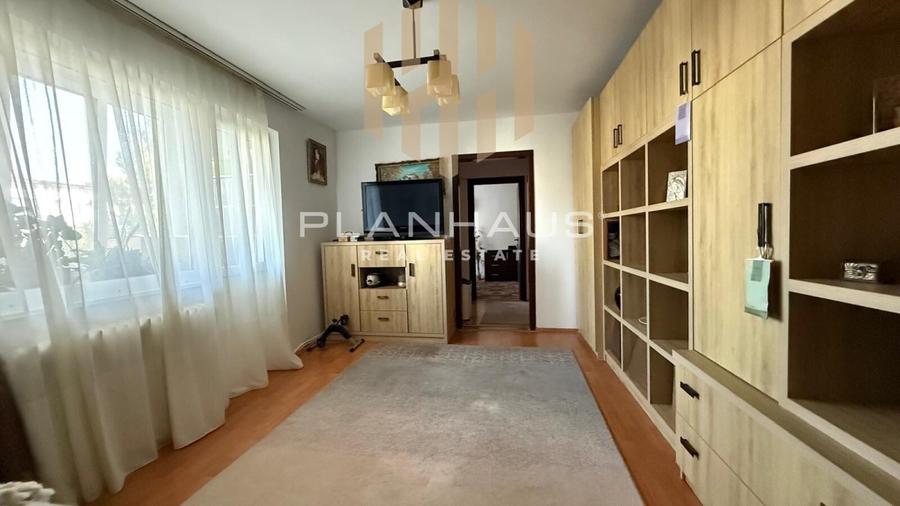 Apartament 2 camere cu balcon ,etaj 3 -cartier Săsar ,zona Pizza Albina