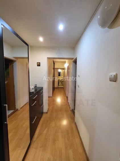 Apartament renovat 3 camere 2 bai 85 mp utili in zona Centrala - 8