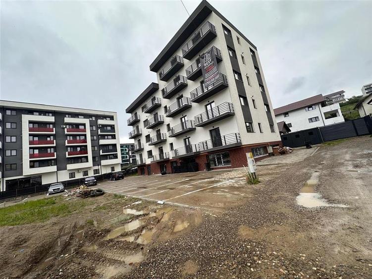 Spatii birouri/ comerciale Visan, de la 87mp la 174mp, str. Sf. Ilie