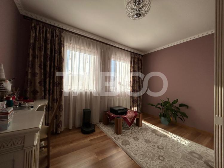 Apartament 4 camere 100 mp utili la casa in cartier Iris Cluj-Napoca