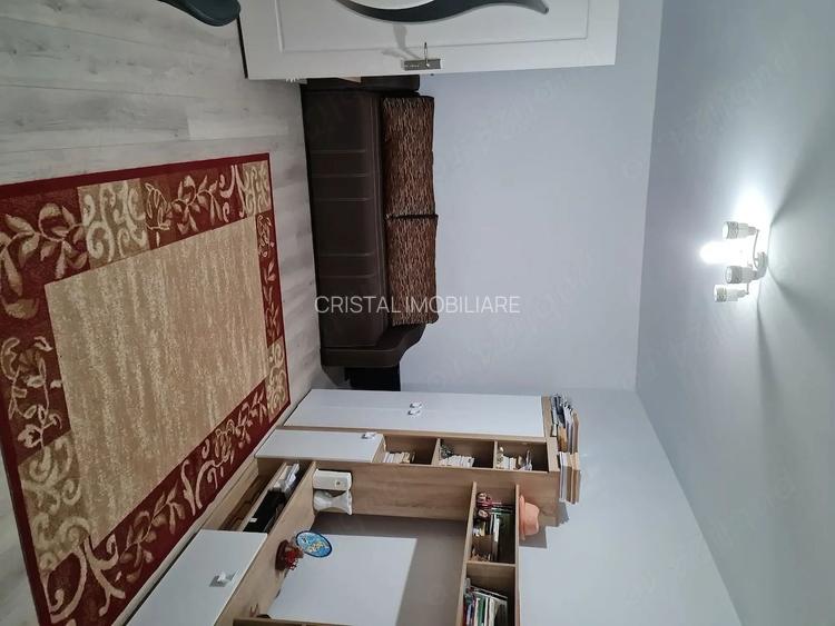 🔑 Vanzare apartament 2 camere – Zona Titan / Piața Trapezului