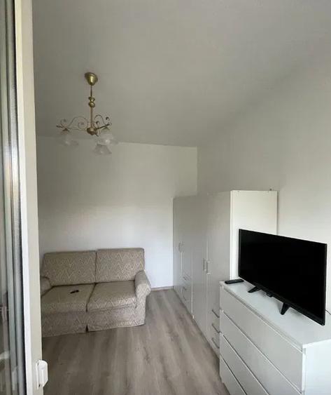 Garsoniera, decomandata, 31 mp, balcon, ac, metrou, Baba Novac