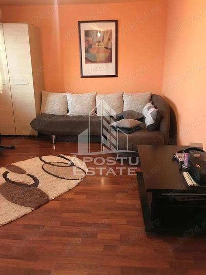Apartament cu 3 camere, centrala proprie, zona Cetatii