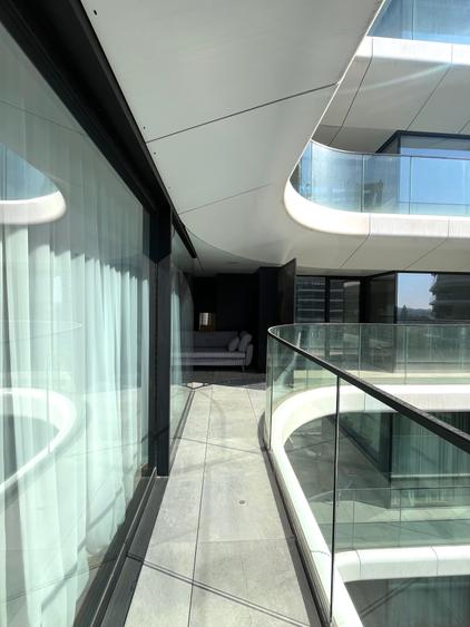 "Yachting" Lifestyle in the Heart of the Capital: Luxury Furnished 2-Rooms