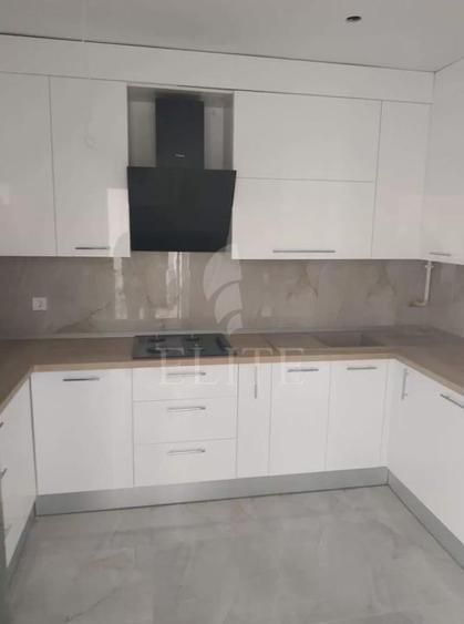 Apartament 3 camere în zona STRAZII OASULUI