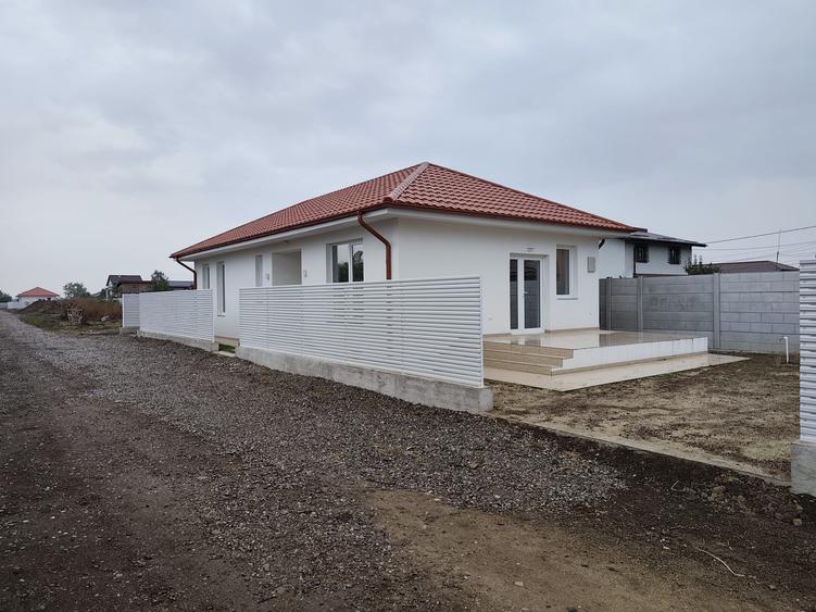 FARA COMISIOANE casa eleganta 3 camere 2 bai PARTER+pod camera tehnica terasa