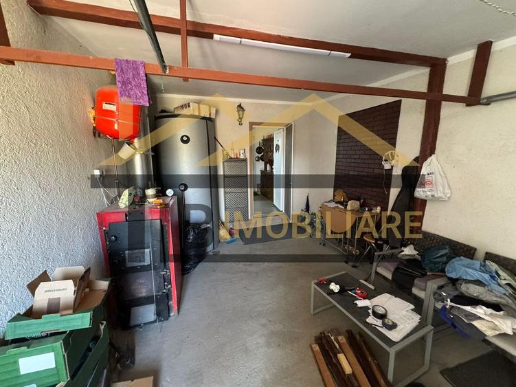 Casa cu 3 camere, 100mp, Zona Sangeorgiu de Mures