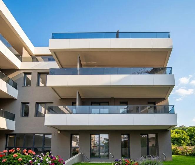 Apartament nou 2 camere | Aproape de centre comerciale și restaurante