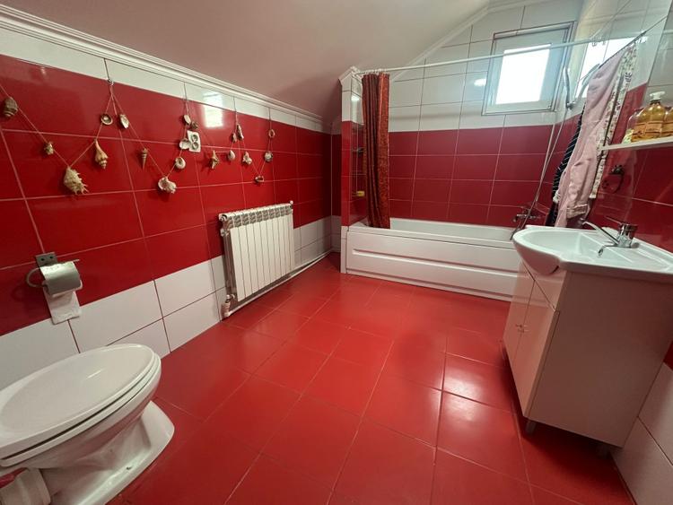 Casa Individuală 120 mp| teren 640 mp| zona Vintu De Jos