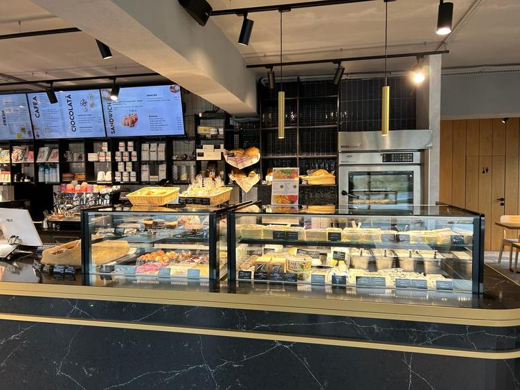 Spatiu comercial de inchiriat pe Bulevardul Mihai Viteazu 1