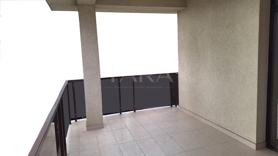 EXCLUSIVITATE. Apartament în vilă cu terasă spectaculoasă în Europa.
