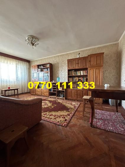Apartament 3 camere decomandat, zona Calarasilor.