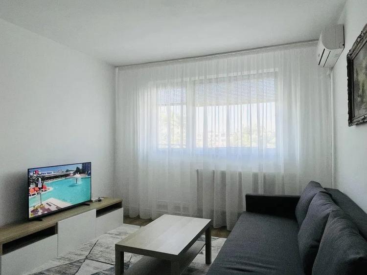 Apartament 2 camere, zona Dacia, etaj 4, centrala gaz.