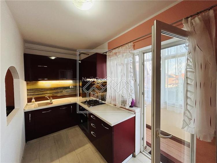 Ap mobilat si utilat, 2 camere, balcon, etaj 1/3 - Valea Aurie - 15