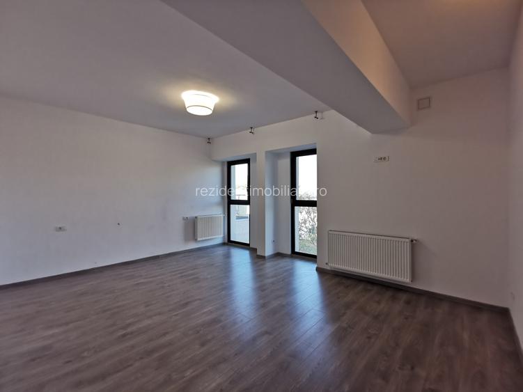Apartament 3 camere de închiriat,  Bd. Unirii,  Bloc 2020, Locație premium - 13