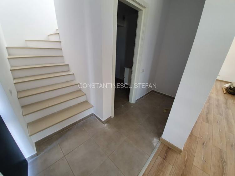 Proprietar - Single 4 camere, 330 mp curte compacta, living 40 mp - 6