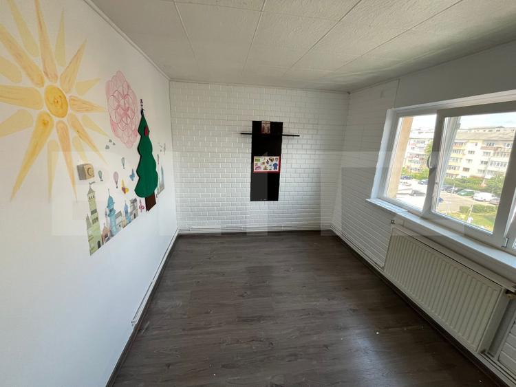 Apartament de vanzare, cu 2 camere, 54 mp, zona Micro 11