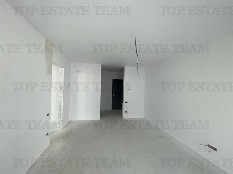 Apartament cu 3 camere si terasa, bloc Boutique, central, zona linistita