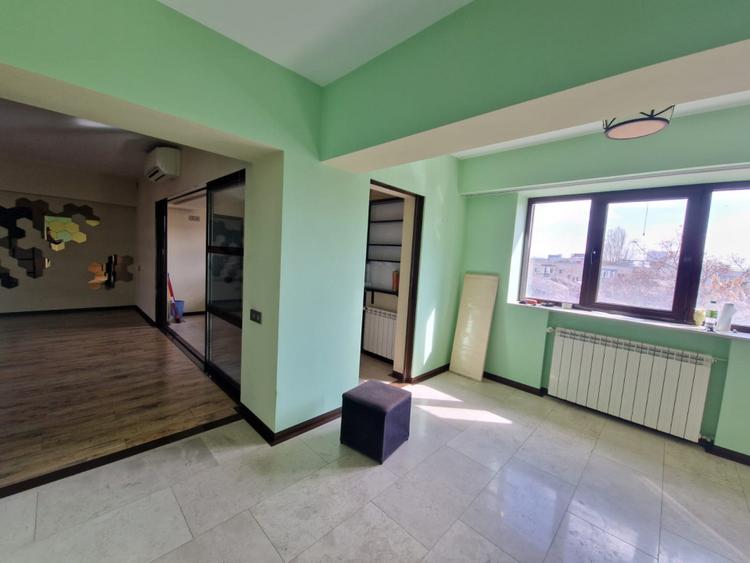 Apartament 3 cam, transformat in 4 camere, Piata Victoriei