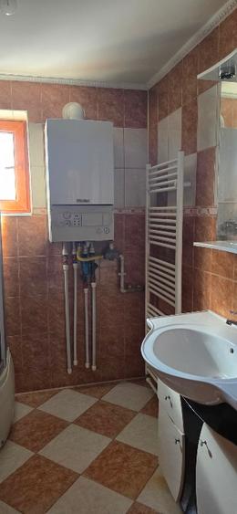 Proprietate deosebită în Buftea – casă P+1, teren 3.500 mp, magazin închiriat, l