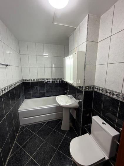 Apartament 3 camere, decomandat - 7
