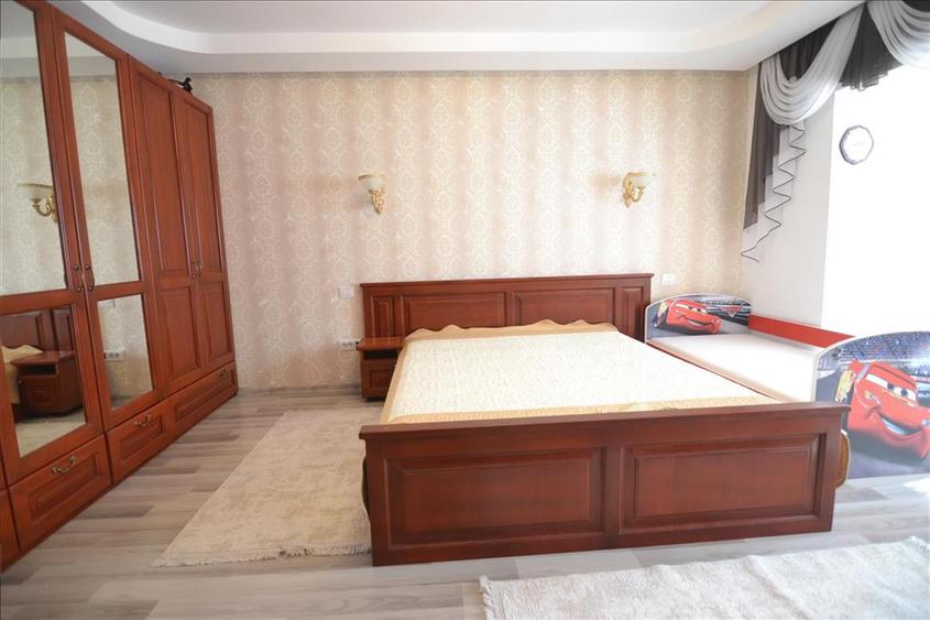 Apartament 2 camere decomandat,mobilat ,utilat Parcul Trandafirilor- Racadau