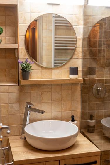 OCAZIE: Apartament cu 2 camere, LUX, la cheie!