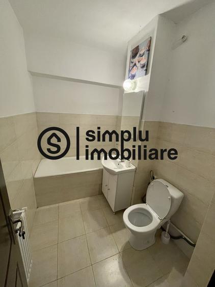3 camere decomandate, Piata Centrala.