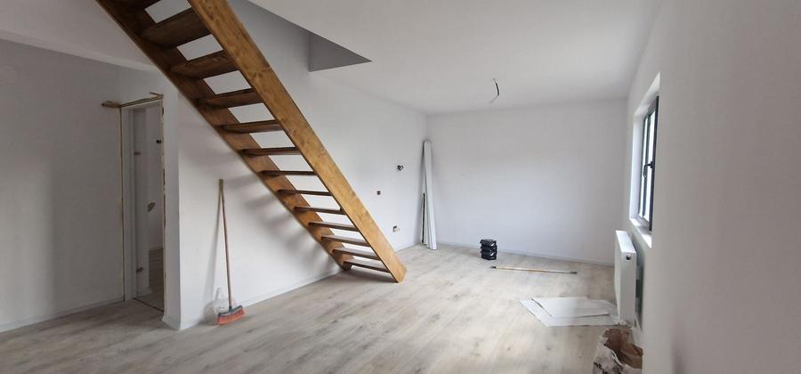 Casa parter plus mansarda zona Primarie-Biserica veche.