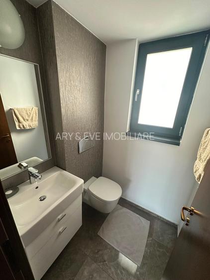 Eleganță Atemporală: Duplex Exclusiv de 200 mp, Complet Amenajat Premium, Garaj