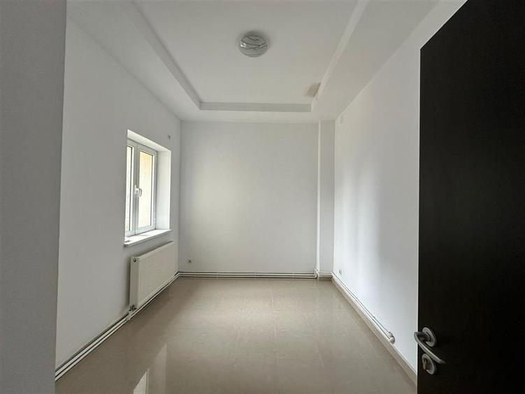 Cladire centrala Iasi, birouri/ medical, 325mp