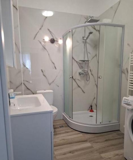 Apartament cu 2 camere de închiriat, zona Veterani