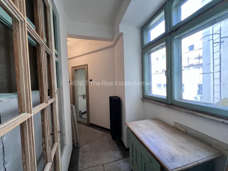 Apartament 3 camere semidecomandat. Palatul Agricola-Fonciera. - 15