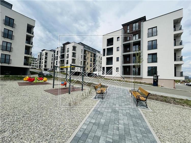 Apartament 3 camere, 72 mp utili, bloc nou, lift, boxa la subsol