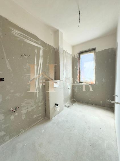 Apartament cu 3 camere si 2 balcoane, la etajul 1 !